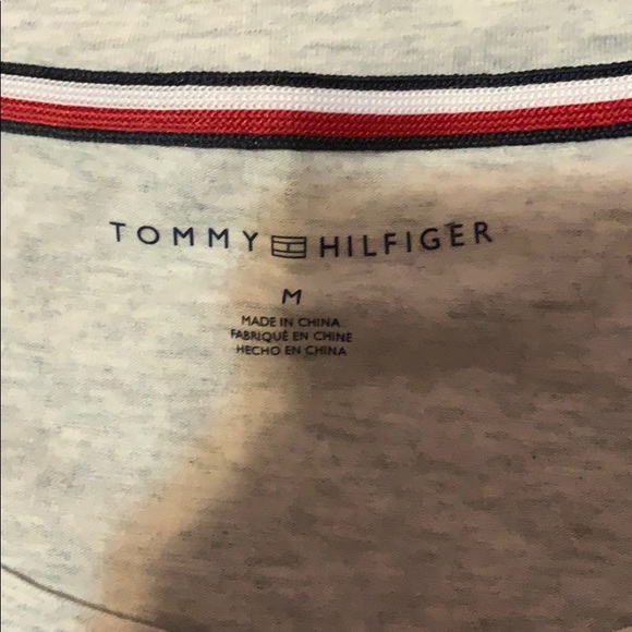 Grey shirt - Picture 2 of 2